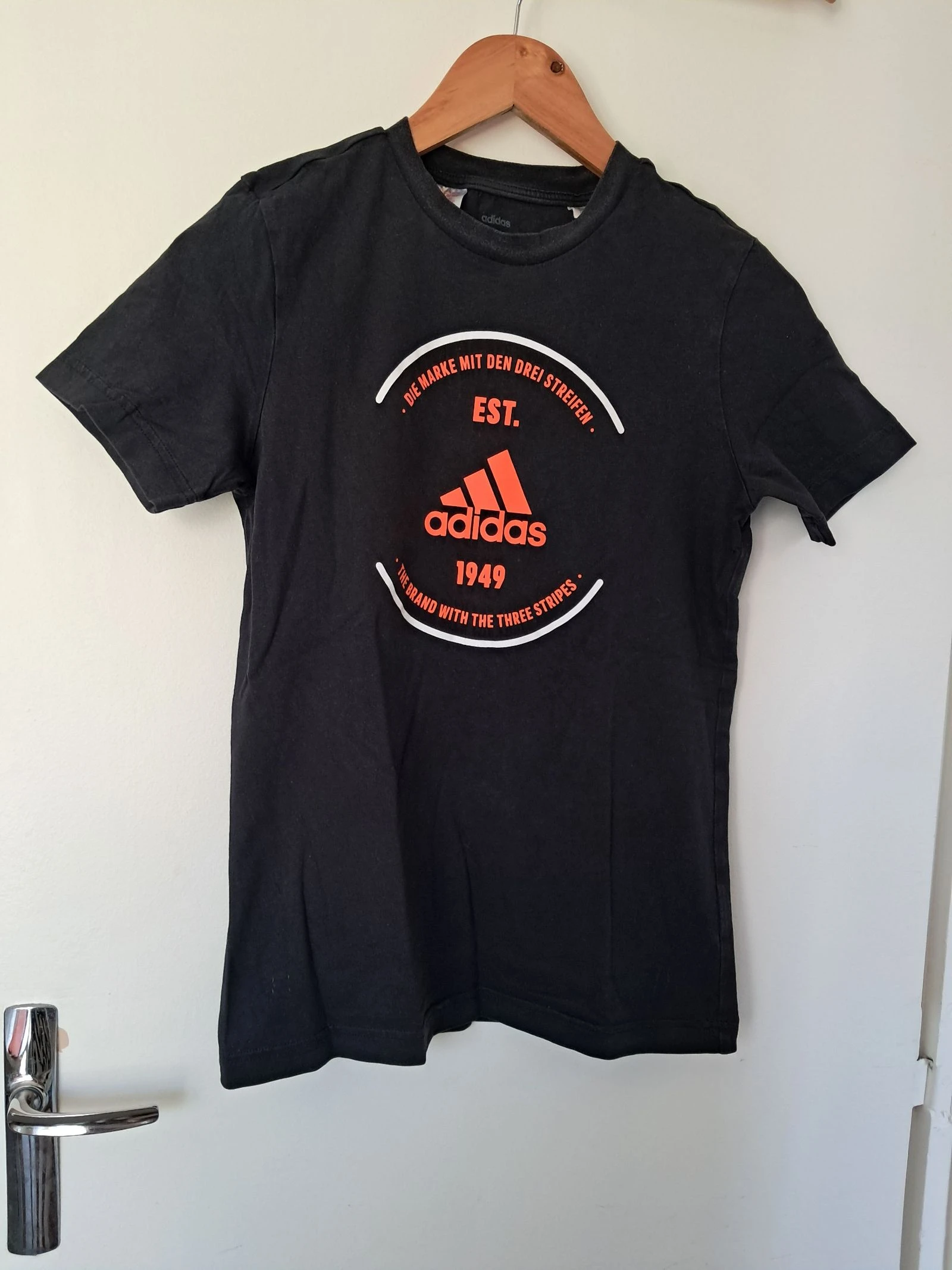 Tee-shirt manche courte taille 11-12 ans noir adidas